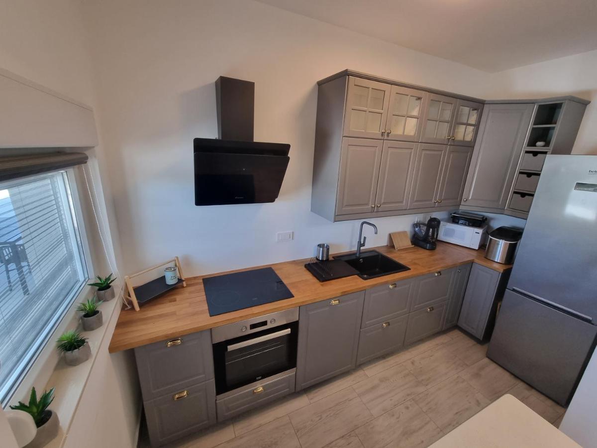Villa Madison Posedarje Bagian luar foto