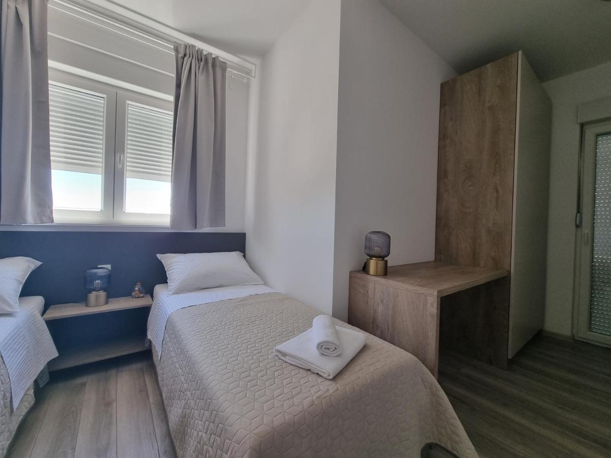 Villa Madison Posedarje Bagian luar foto