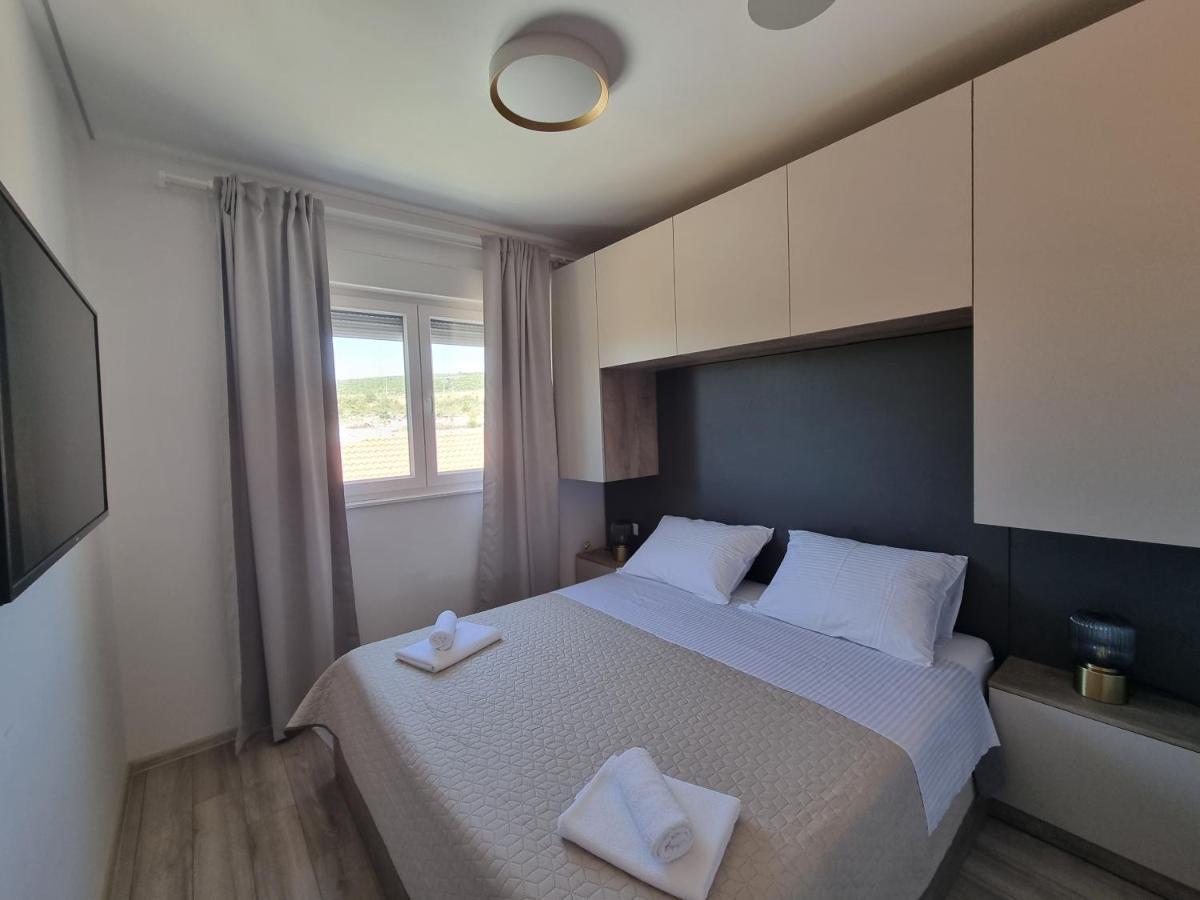 Villa Madison Posedarje Bagian luar foto